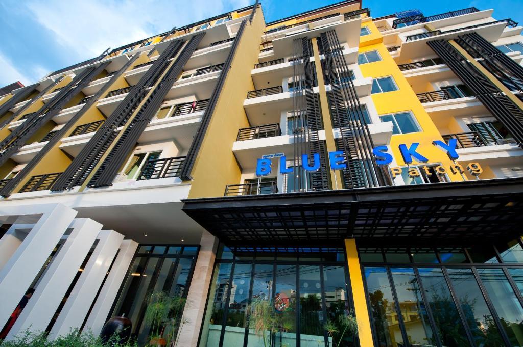 Blue Sky Patong Hotel Bagian luar foto