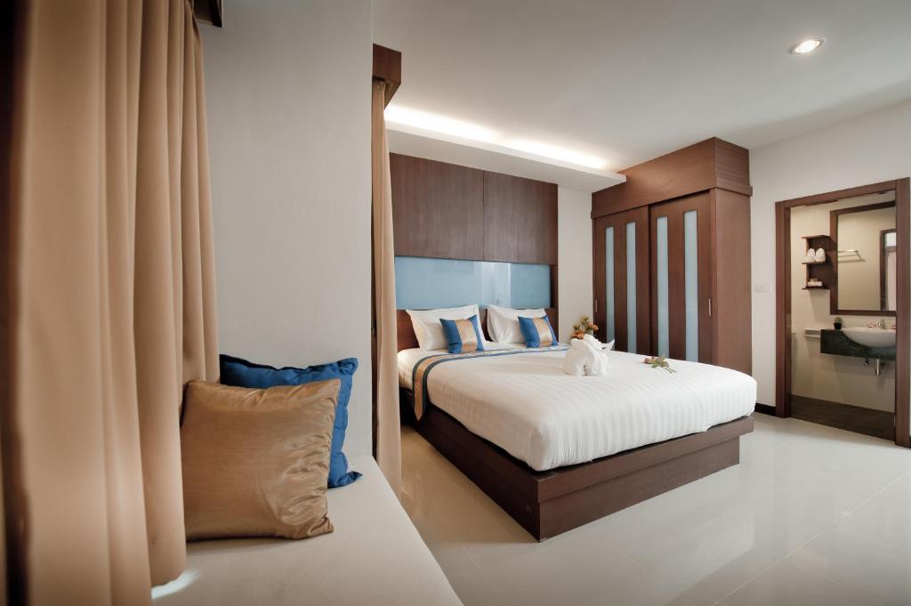 Blue Sky Patong Hotel Ruang foto