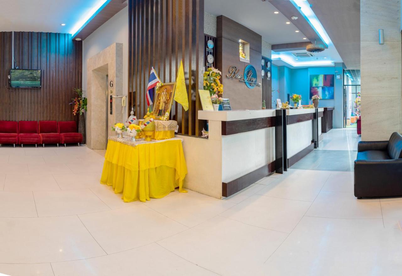 Blue Sky Patong Hotel Bagian luar foto