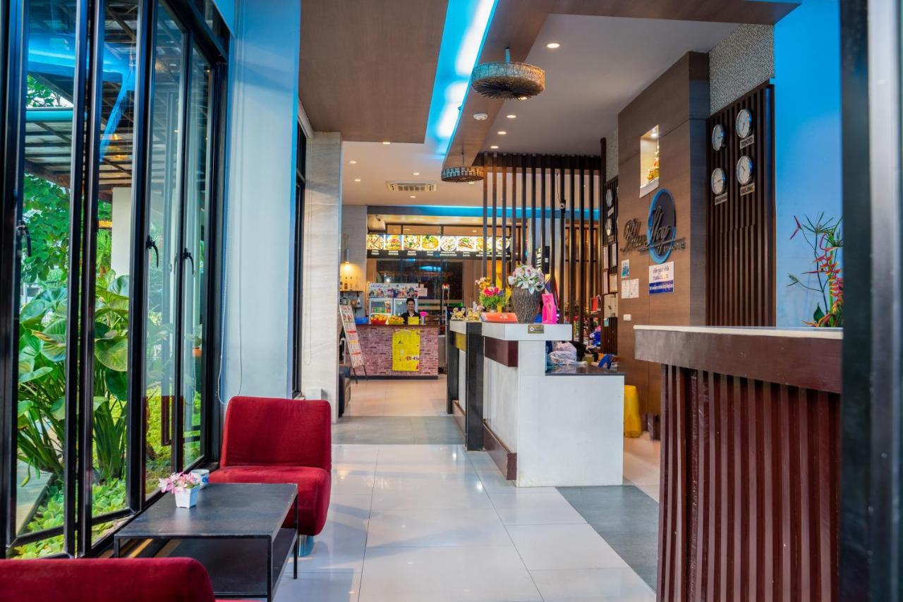 Blue Sky Patong Hotel Bagian luar foto